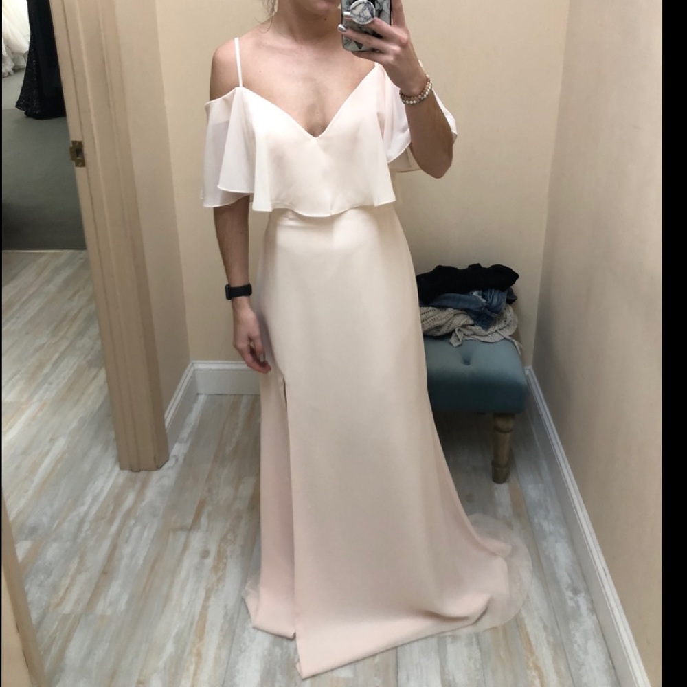 Bridesmaid / maid of honor dress